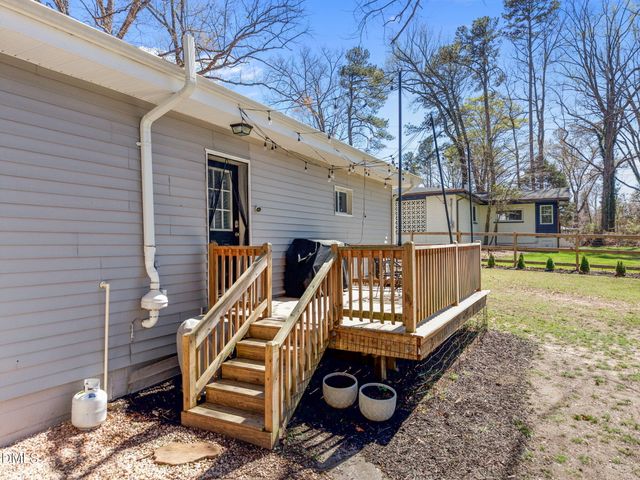 552 Rose Lane, Raleigh, NC 27610