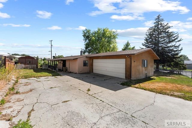 960 Royal Place, Idaho Falls, ID 83401