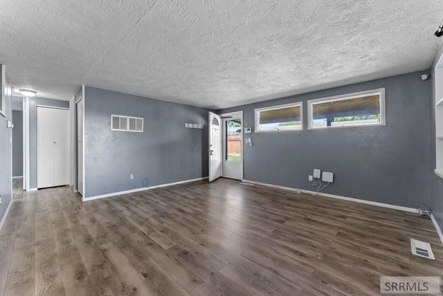 960 Royal Place, Idaho Falls, ID 83401