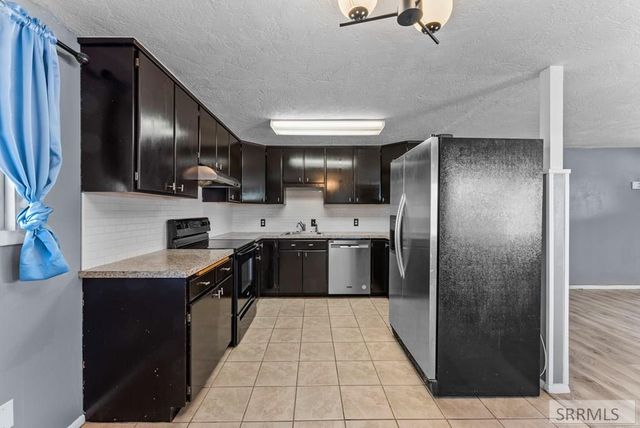 960 Royal Place, Idaho Falls, ID 83401