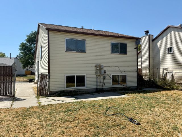 2607 S TWAIN DR, Magna, UT 84044
