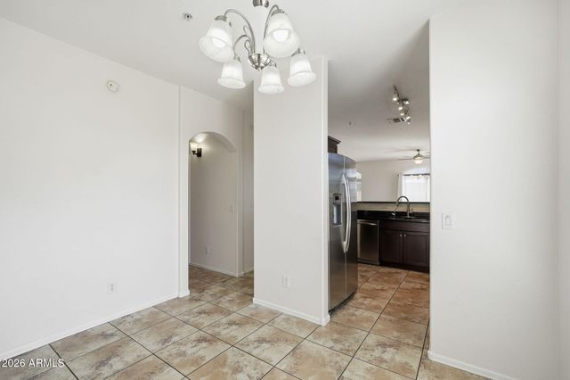 2725 E MINE CREEK Road 1013, Phoenix, AZ 85024