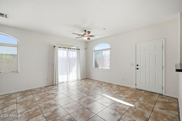 2725 E MINE CREEK Road 1013, Phoenix, AZ 85024