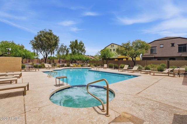2725 E MINE CREEK Road 1013, Phoenix, AZ 85024