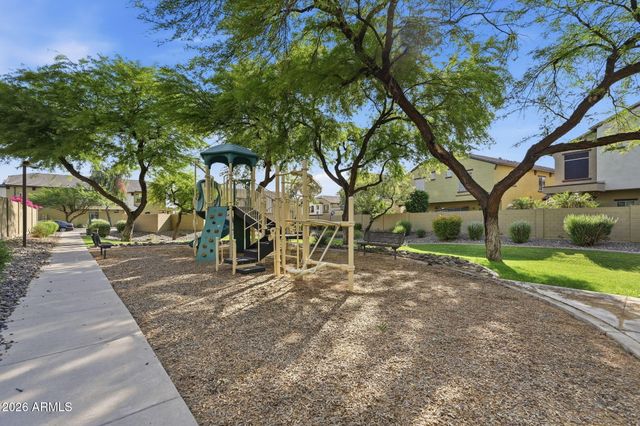 2725 E MINE CREEK Road 1013, Phoenix, AZ 85024