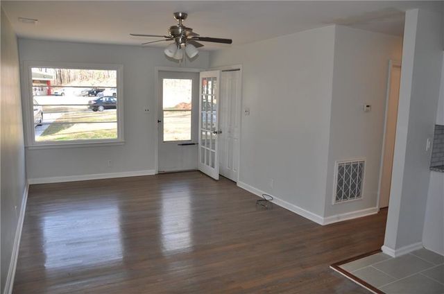 4030 Stonewall Tell Road, Atlanta, GA 30349