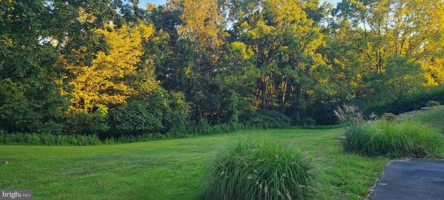 107 WILDERNEST LN, Port Matilda, PA 16870