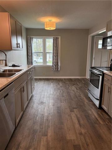 702 Sunset Street, Chillicothe, MO 64601