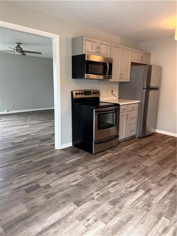 702 Sunset Street, Chillicothe, MO 64601