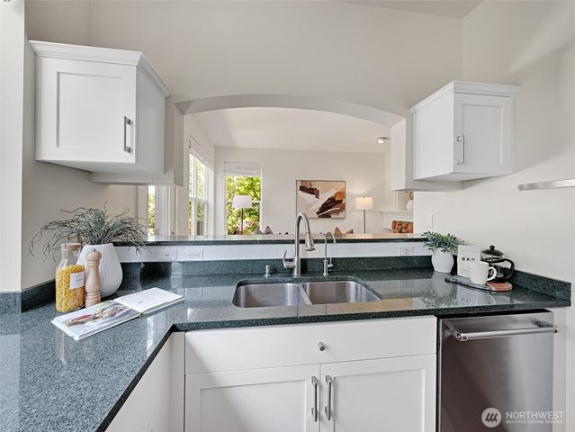 23901 SE 7th Lane, Sammamish, WA 98074