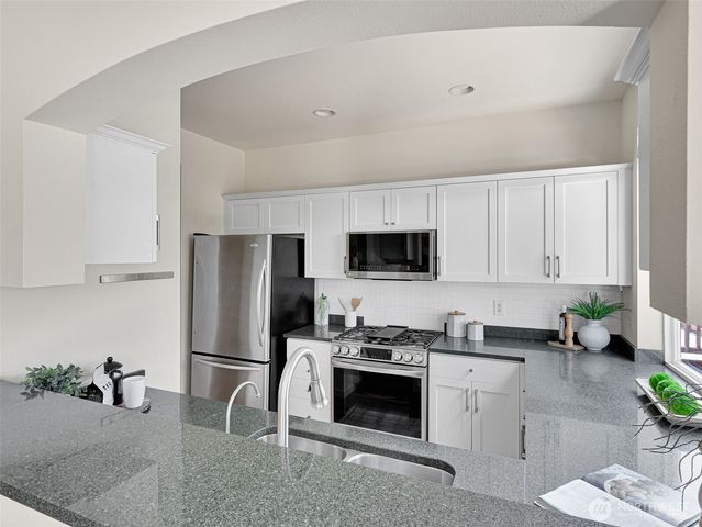 23901 SE 7th Lane, Sammamish, WA 98074
