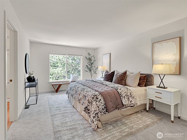23901 SE 7th Lane, Sammamish, WA 98074