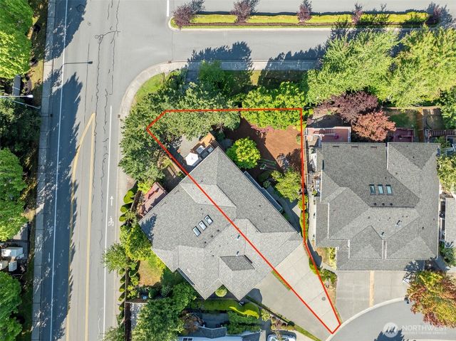 23901 SE 7th Lane, Sammamish, WA 98074
