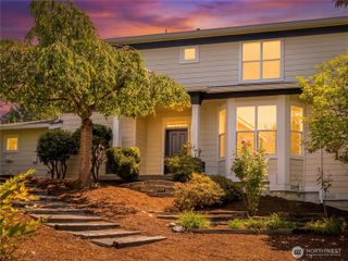 23901 SE 7th Lane, Sammamish, WA 98074