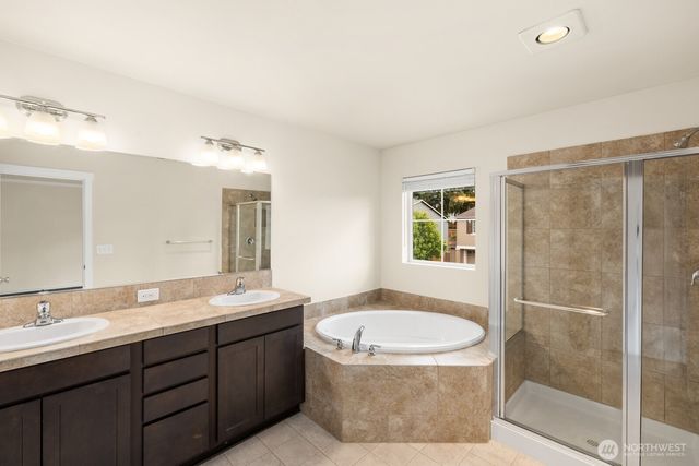 10521 191st Street Ct E, Puyallup, WA 98374