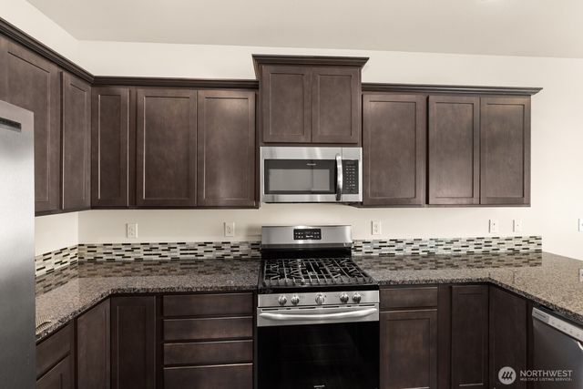 10521 191st Street Ct E, Puyallup, WA 98374