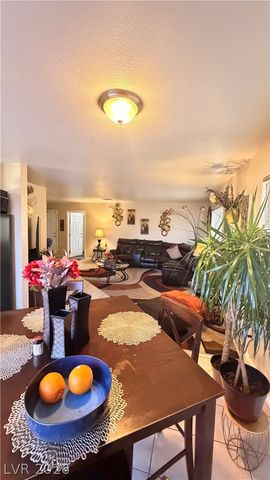 601 Avon Avenue, Henderson, NV 89014