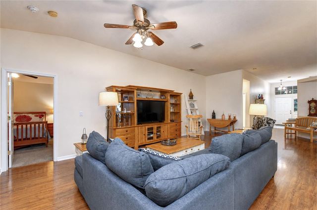 6209 GANNETDALE DRIVE, Lithia, FL 33547