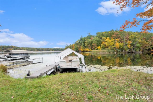 5980 E Division Street, Croton Twp, MI 49337