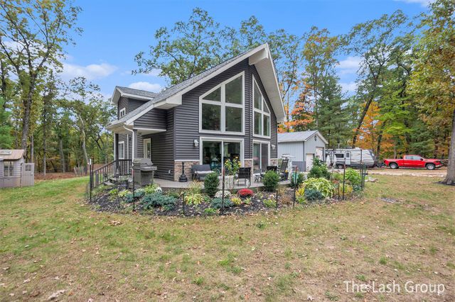5980 E Division Street, Croton Twp, MI 49337