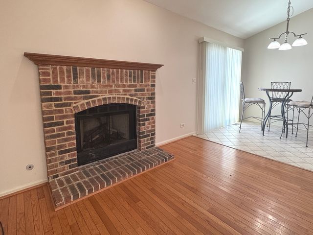 6 Cimarron Court, Cary, IL 60013