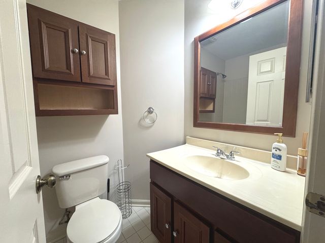 6 Cimarron Court, Cary, IL 60013