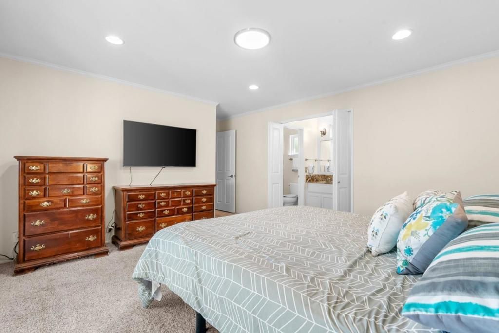 Image 19 of property listing at 138 Segre Place, Santa Cruz, CA 95060