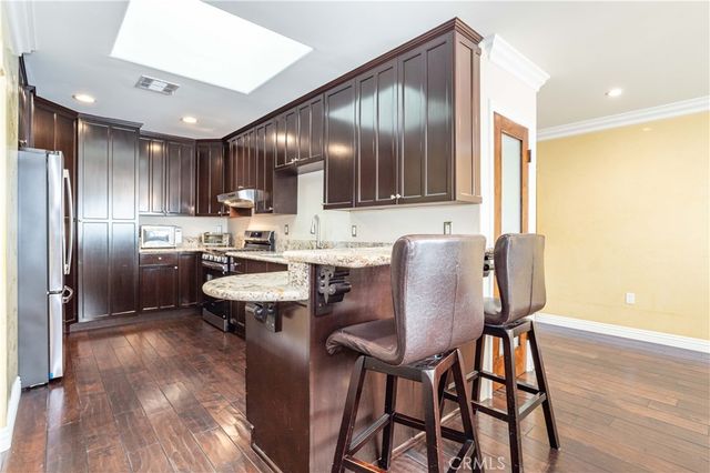 17159 Kingsbury, Granada Hills, CA 91344