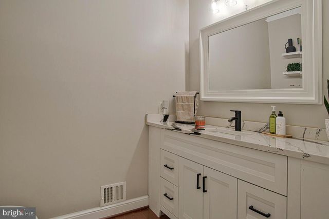 8241 SURRATTS RD, Clinton, MD 20735