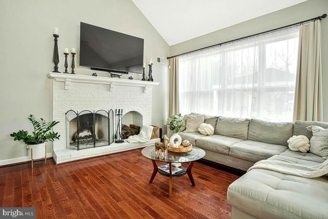 8241 SURRATTS RD, Clinton, MD 20735