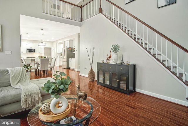 8241 SURRATTS RD, Clinton, MD 20735