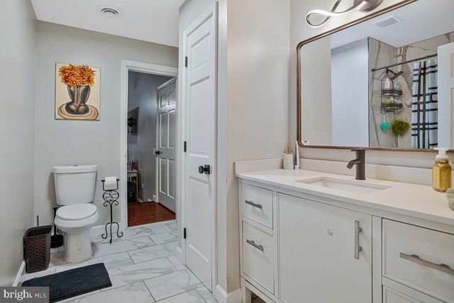 8241 SURRATTS RD, Clinton, MD 20735