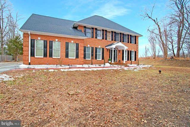 8241 SURRATTS RD, Clinton, MD 20735