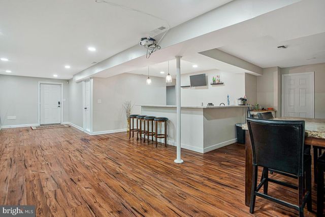 8241 SURRATTS RD, Clinton, MD 20735