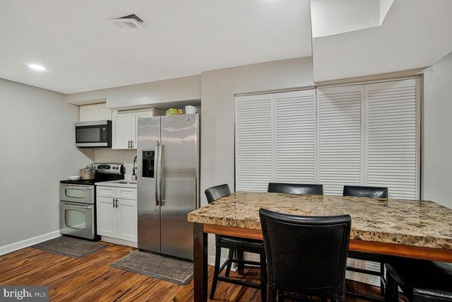 8241 SURRATTS RD, Clinton, MD 20735