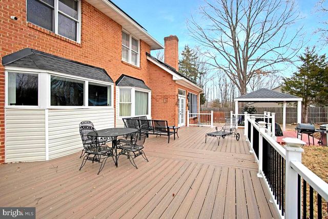 8241 SURRATTS RD, Clinton, MD 20735