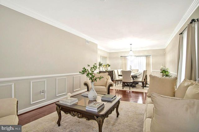 8241 SURRATTS RD, Clinton, MD 20735