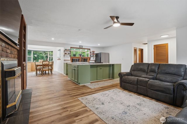 2349 SE Sinclair View Drive, Port Orchard, WA 98366