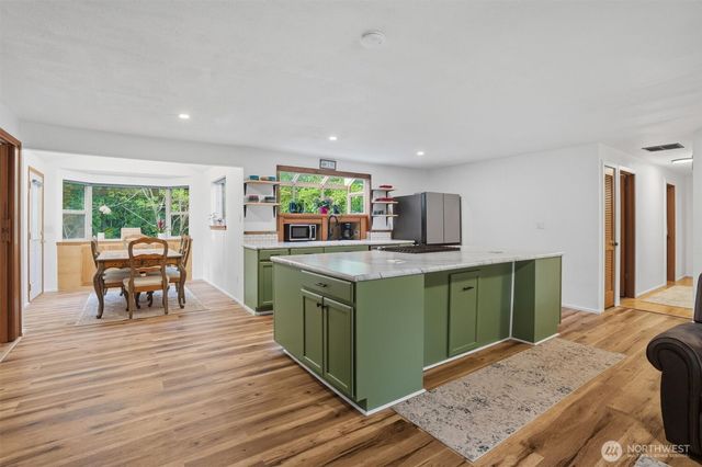 2349 SE Sinclair View Drive, Port Orchard, WA 98366