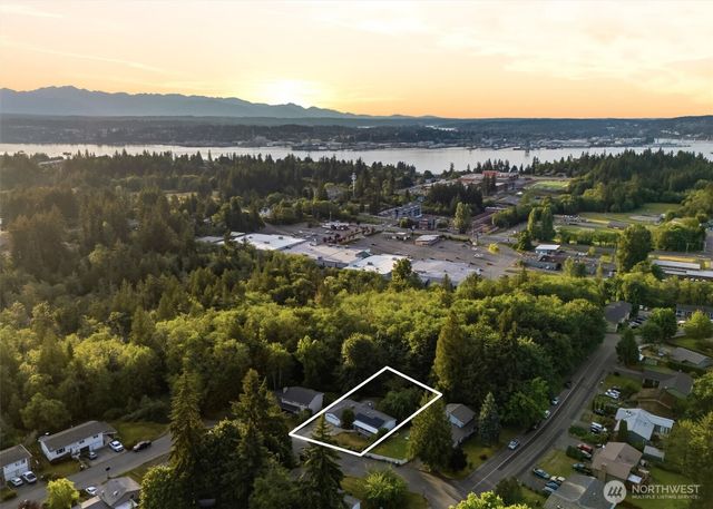 2349 SE Sinclair View Drive, Port Orchard, WA 98366