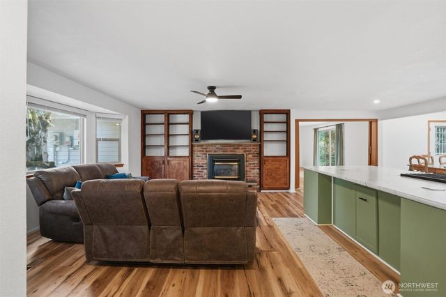 2349 SE Sinclair View Drive, Port Orchard, WA 98366