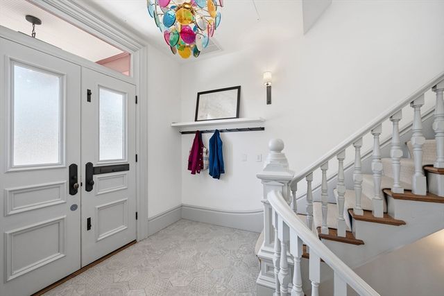 81 Garfield St 81, Cambridge, MA 02138