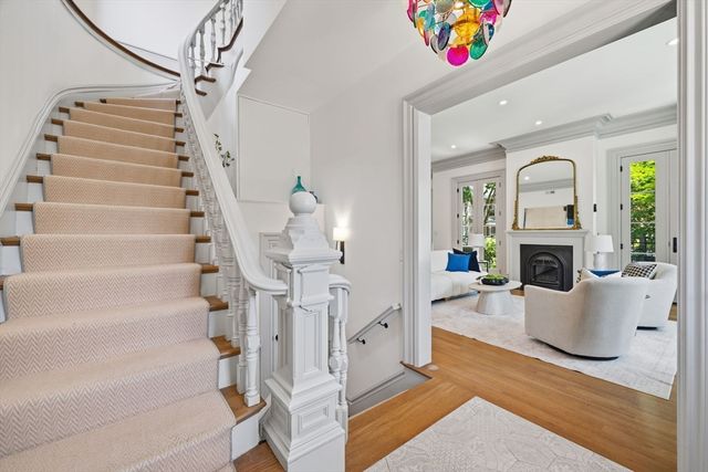 81 Garfield St 81, Cambridge, MA 02138