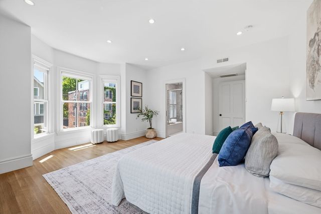 81 Garfield St 81, Cambridge, MA 02138