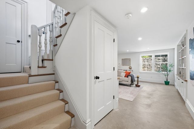 81 Garfield St 81, Cambridge, MA 02138