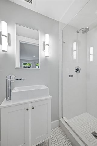 81 Garfield St 81, Cambridge, MA 02138