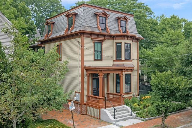 81 Garfield St 81, Cambridge, MA 02138