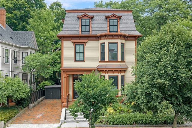 81 Garfield St 81, Cambridge, MA 02138