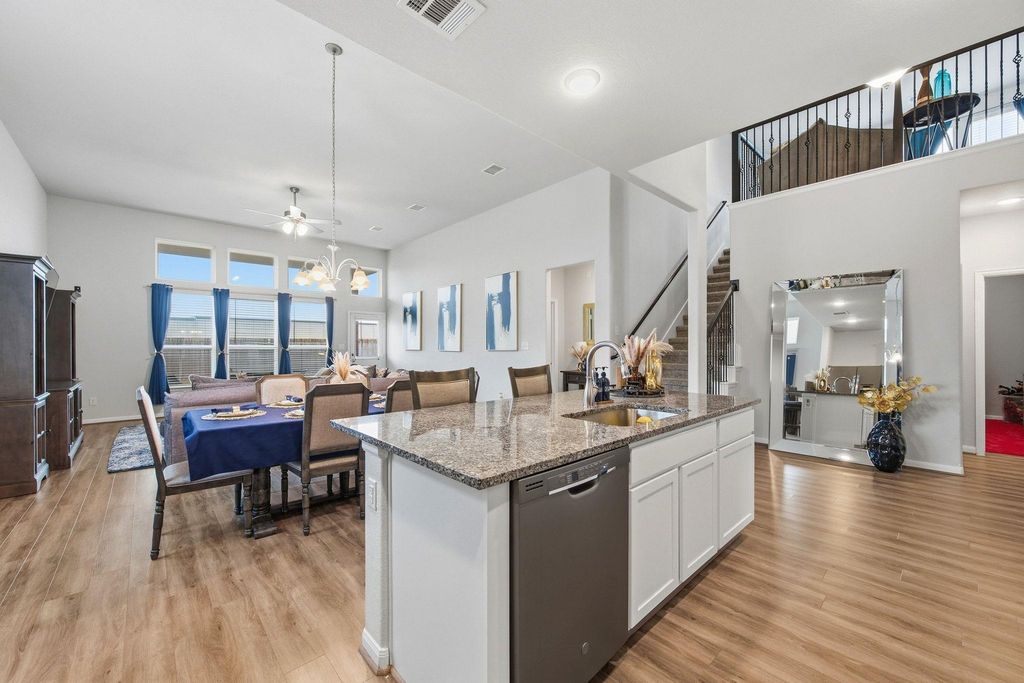 5928 Agostino DR, Round Rock, TX 78665