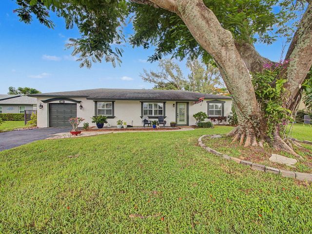 19732 COLORADO Circle, Boca Raton, FL 33434